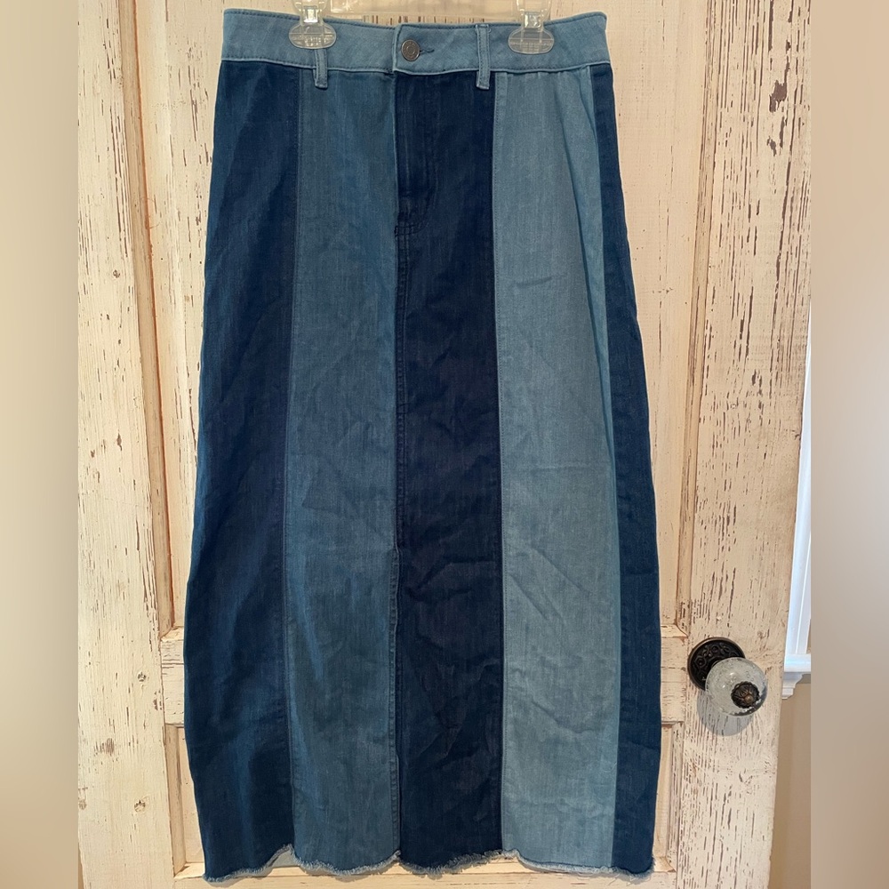 1945 Denim Patchwork maxi skirt. Size 6 - Picture 2 of 5